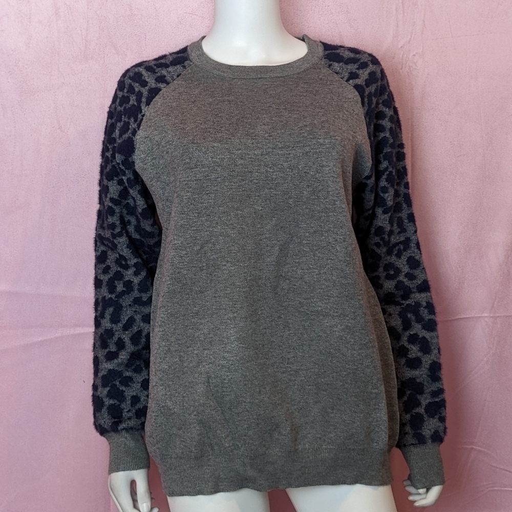 &merci Gray Knitted Pullover Leopard Print Sleeves Crew Neck Sweater size 2X/3X